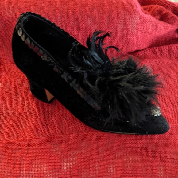 Wayne M Kleski Mini Decorative Shoe Velvet Heel w/ Boa Feathers Sequins Vintage - Picture 2 of 13